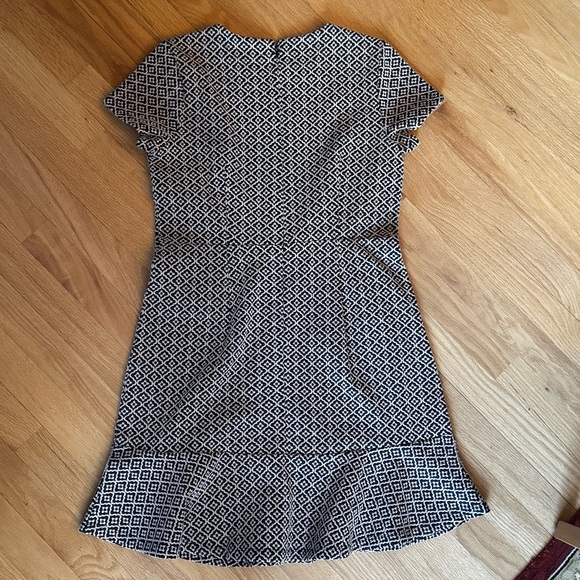 LOFT - Black and White Geometric Dress - Picture 4 of 4